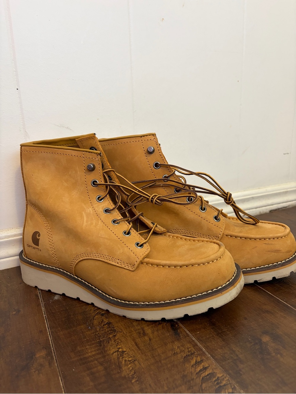 Carhartt Wheat Nubuck Moc Toe Work Boots (women’s 11)